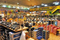 Salvador Artesano, one of the biggest shoe outlets in Europe