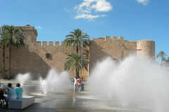 Altamira Palace Plaza, Elche Fountain High Force