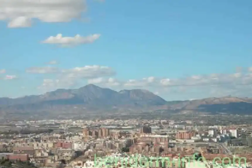 View Inland of Alicante & mountains
